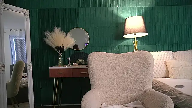 HaileyMoonn's cam snapshot