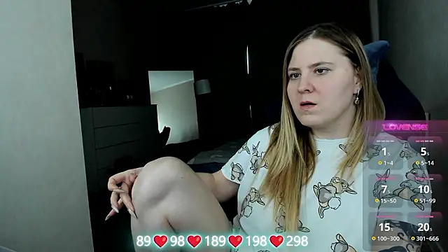 Olivia_Munk's cam snapshot