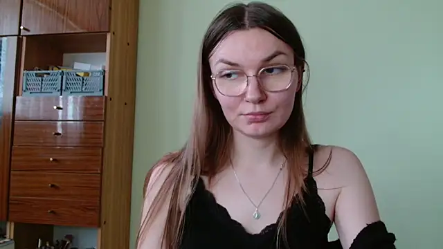 LooveELLYx live sex cam