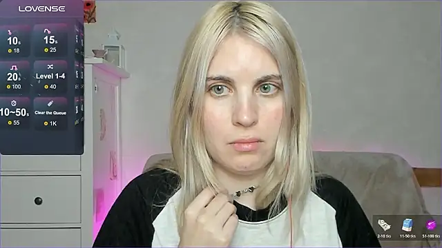 pawpaws's cam snapshot