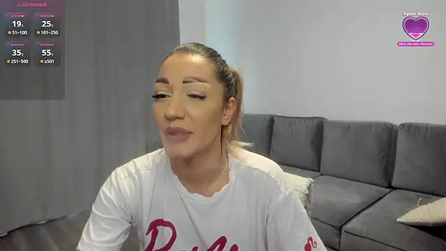 rossana_doll live sex cam