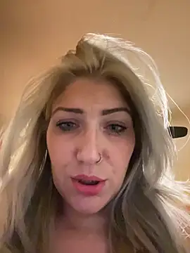 LittleMissEeve live sex cam