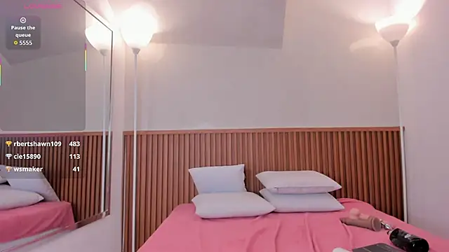 nicol_giraldoo's cam snapshot