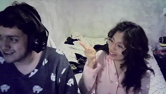 Giby_Grace's cam snapshot