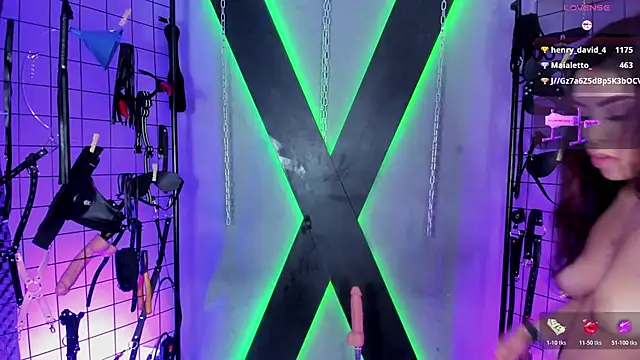 MissScarlet_Ela_bdsm live sex cam