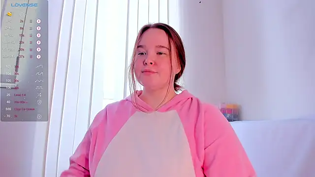 DebbieWoood's cam snapshot