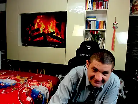 SpartacusDaddy48 live sex cam