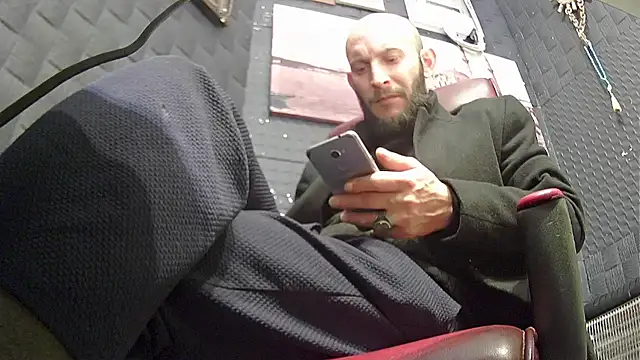 HardBigCockkk's cam snapshot