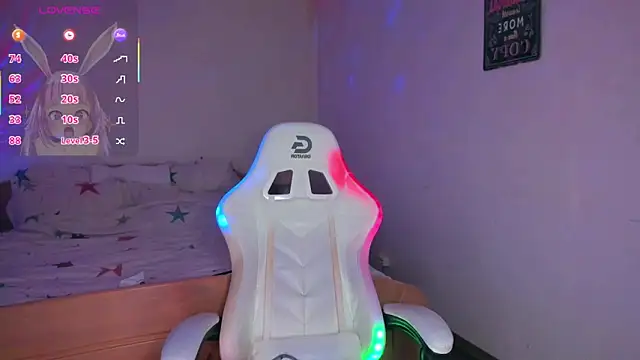 AdellaLoveX live sex cam