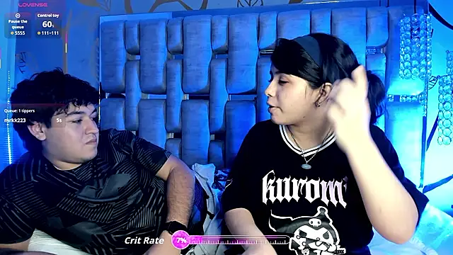 EmilyANDrew_'s cam snapshot