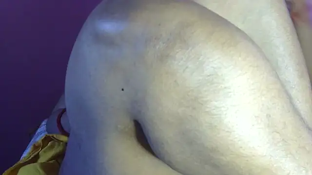 Pooja-suman's cam snapshot