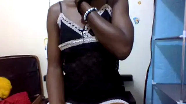 Londeka100's cam snapshot