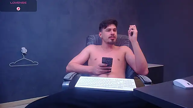 EnzoRace's cam snapshot