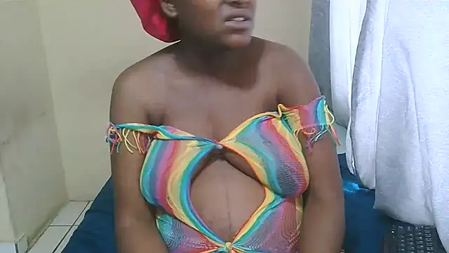 PregiiCaramellxx's cam snapshot