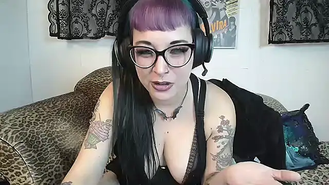 Missy-Dee's cam snapshot