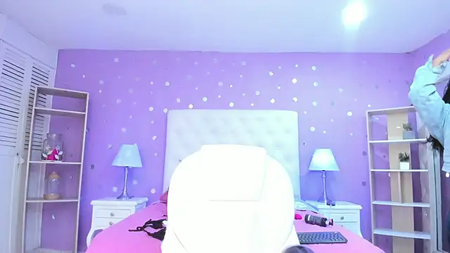 scarlette_15_'s cam snapshot