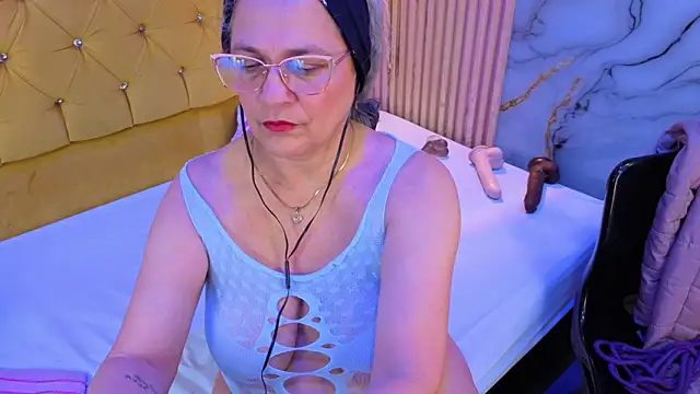 miisevvie_'s cam snapshot