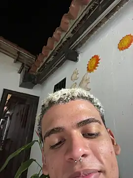 PrincesLeo's cam snapshot