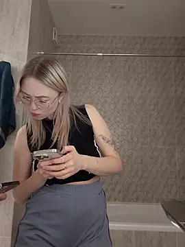 caressyourself live sex cam