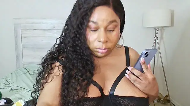 Carmen_Cream live sex cam