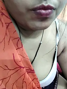 Hotty-simran's cam snapshot