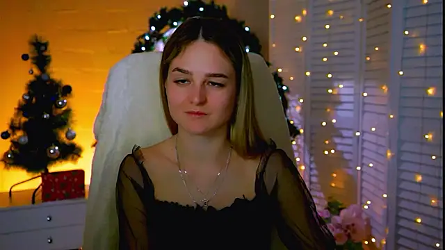 DeboraLarson's cam snapshot