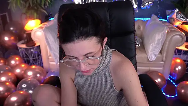 Dafni_Monn's cam snapshot