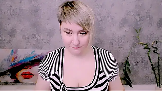 Djullia's cam snapshot