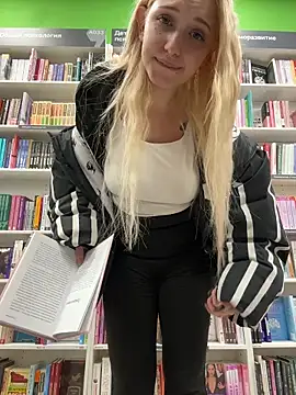 Milkyy_wway live sex cam