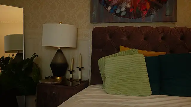 Wild_Whispers's cam snapshot