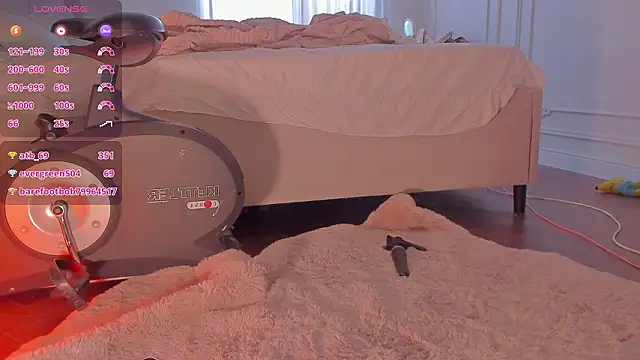 Devona_next's cam snapshot