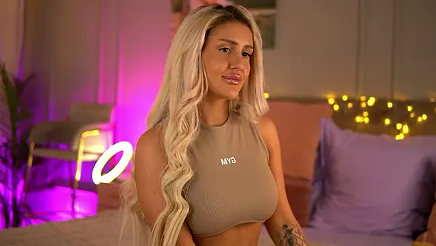 OhAnita's cam snapshot