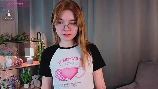 Susan_Gardner's cam snapshot