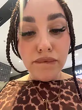 KiraSunshine live sex cam