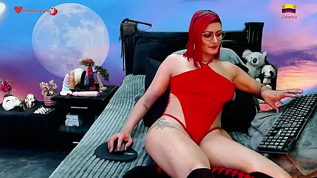 Hanna_Luna live sex cam