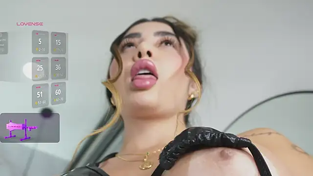 Annyy_Rosse's cam snapshot