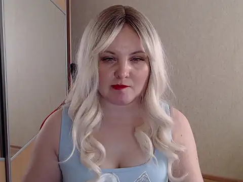 Sabrina_Weaver live sex cam