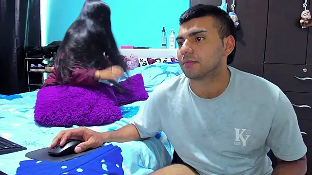 LazyandSniffer28 live sex cam