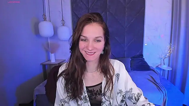 MirandaGlow live sex cam