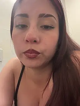 emily_layton's cam snapshot