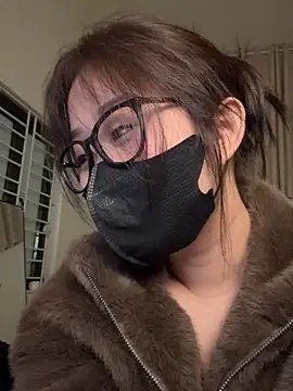 Vn___CUA's cam snapshot