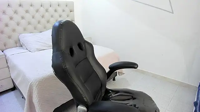 JhoanLeandro live sex cam