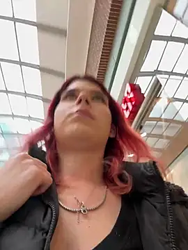 RiriRoseey's cam snapshot