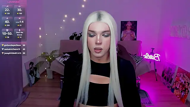 YourTrixie live sex cam