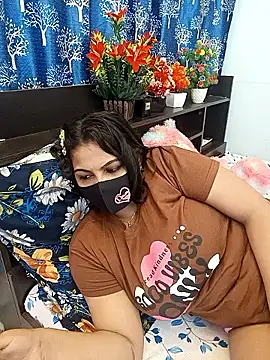 Divya_girl live sex cam