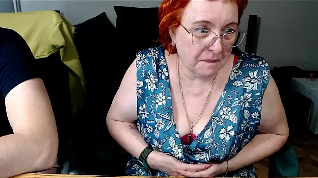 JoannaAndNeighbour live sex cam