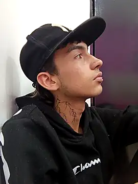 ttimy_x_boy live sex cam