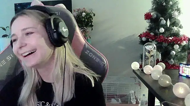 VladaLevine's cam snapshot