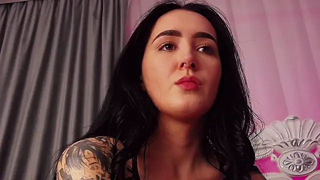 KimKhallifa's cam snapshot