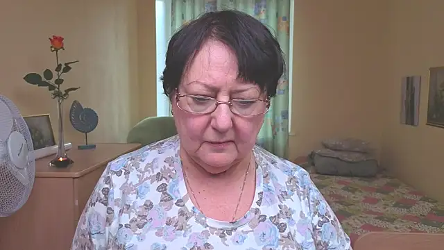 Margo_Moll's cam snapshot